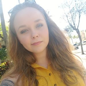 Meet your Posher, Lesley